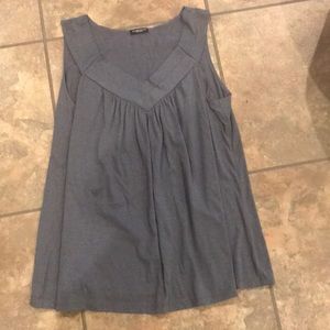 Grey tank top with v neck